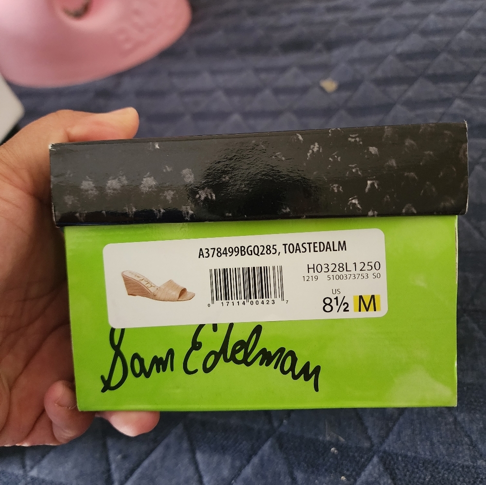 Slip on wedge